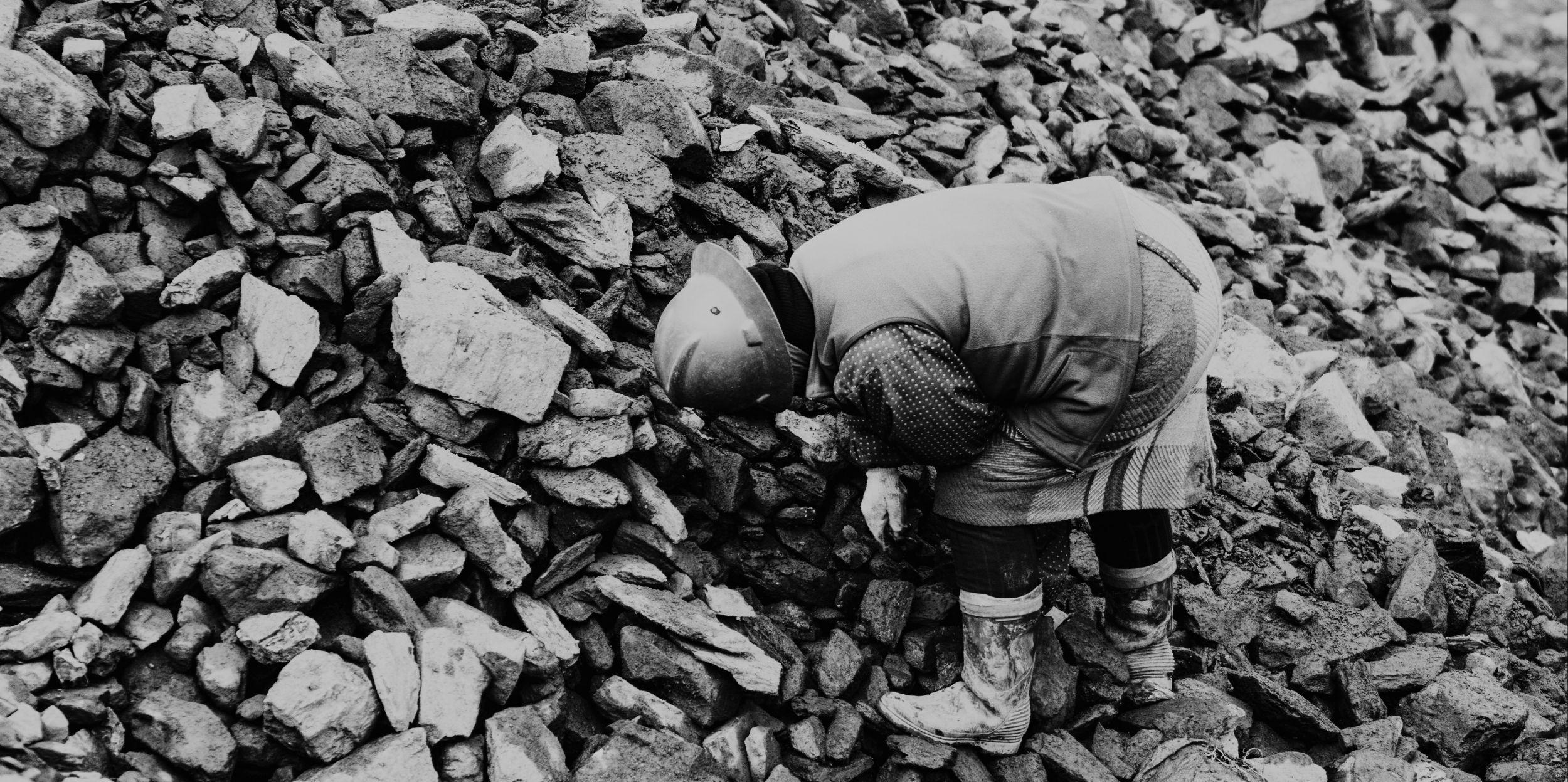 Grinding mills and classification equipment for mineral processing